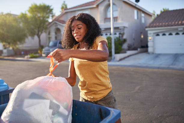 Debris Removal in Cathedral City, CA